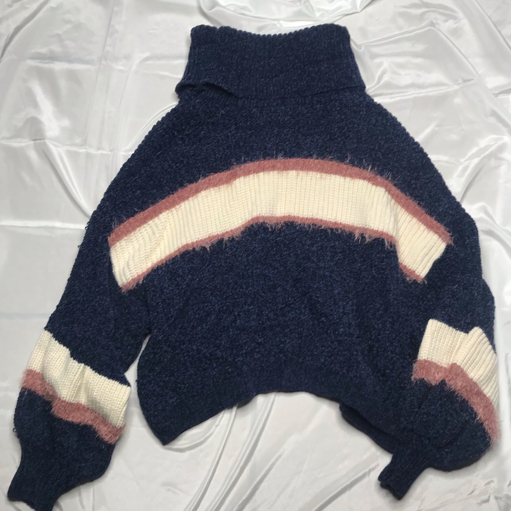Sweater - Picture 2 of 2